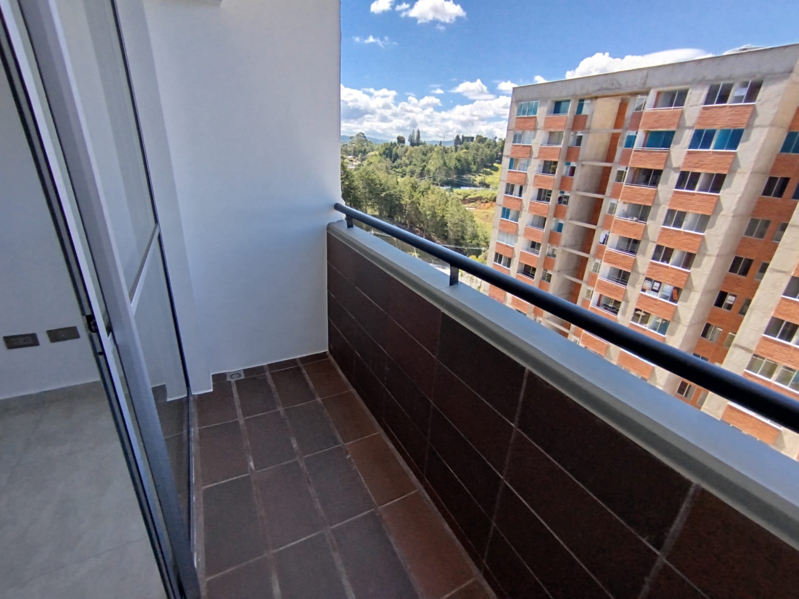 Apartamento en arriendo en Alto Del Medio, Rionegro · foto 5 de 15