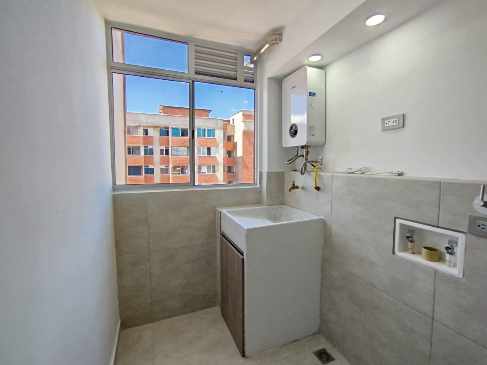 Apartamento en arriendo en Alto Del Medio, Rionegro · foto 7 de 15