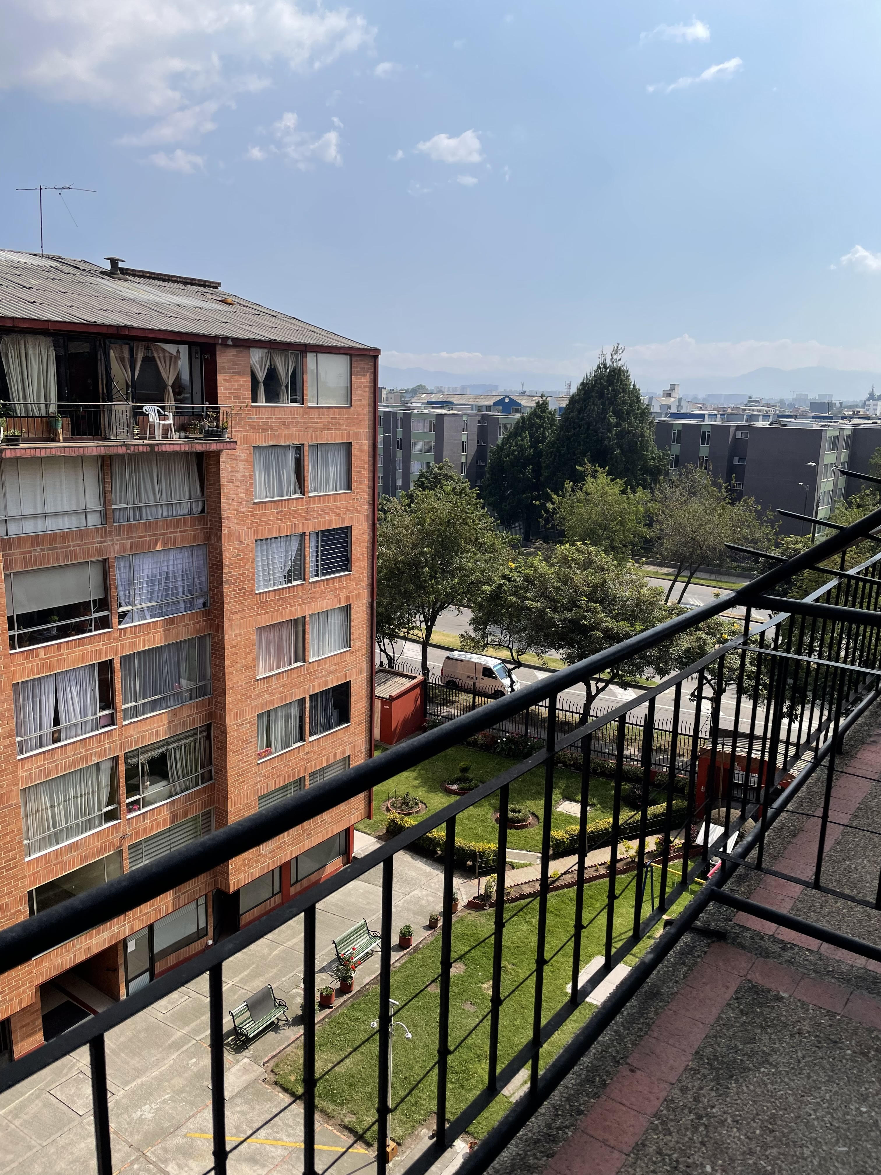 Apartamento en venta en Engativá, Bogotá · foto 3 de 20