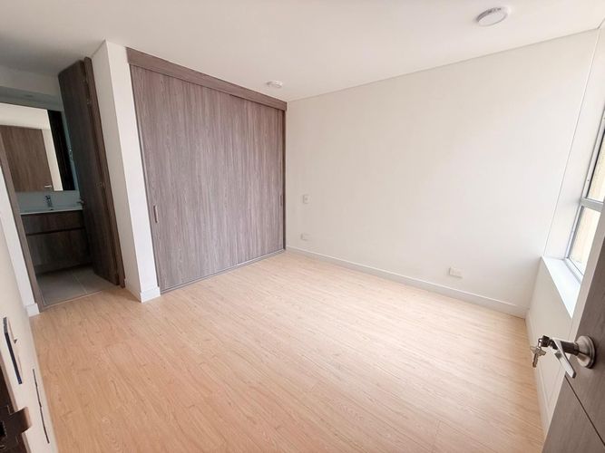 Apartamento en venta en Américas Central, Bogotá · foto 10 de 16