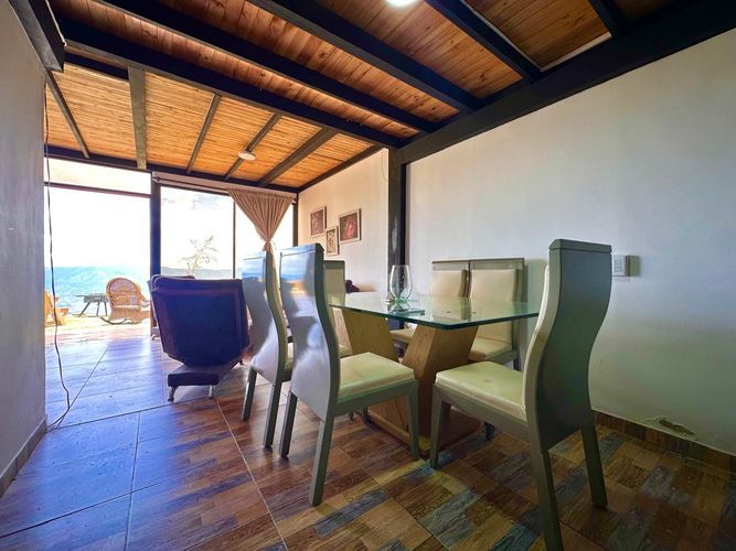Casa de 3 alcobas en venta en El Yolombo, Medellín, 120 m² · foto 18 de 20