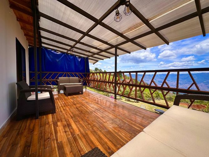 Casa de 3 alcobas en venta en El Yolombo, Medellín, 120 m² · foto 9 de 20