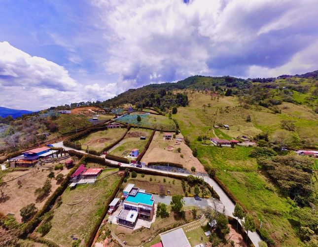 Casa de 3 alcobas en venta en El Yolombo, Medellín, 120 m² · foto 6 de 20