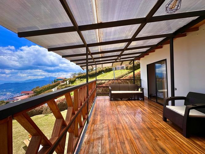 Casa de 3 alcobas en venta en El Yolombo, Medellín, 120 m² · foto 7 de 20