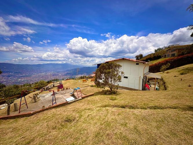 Casa de 3 alcobas en venta en El Yolombo, Medellín, 120 m² · foto 4 de 20
