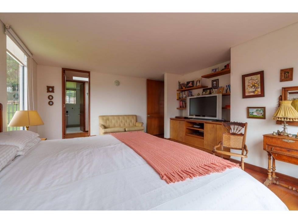 Casa en venta en Cerros De Suba, Bogotá · foto 4 de 24