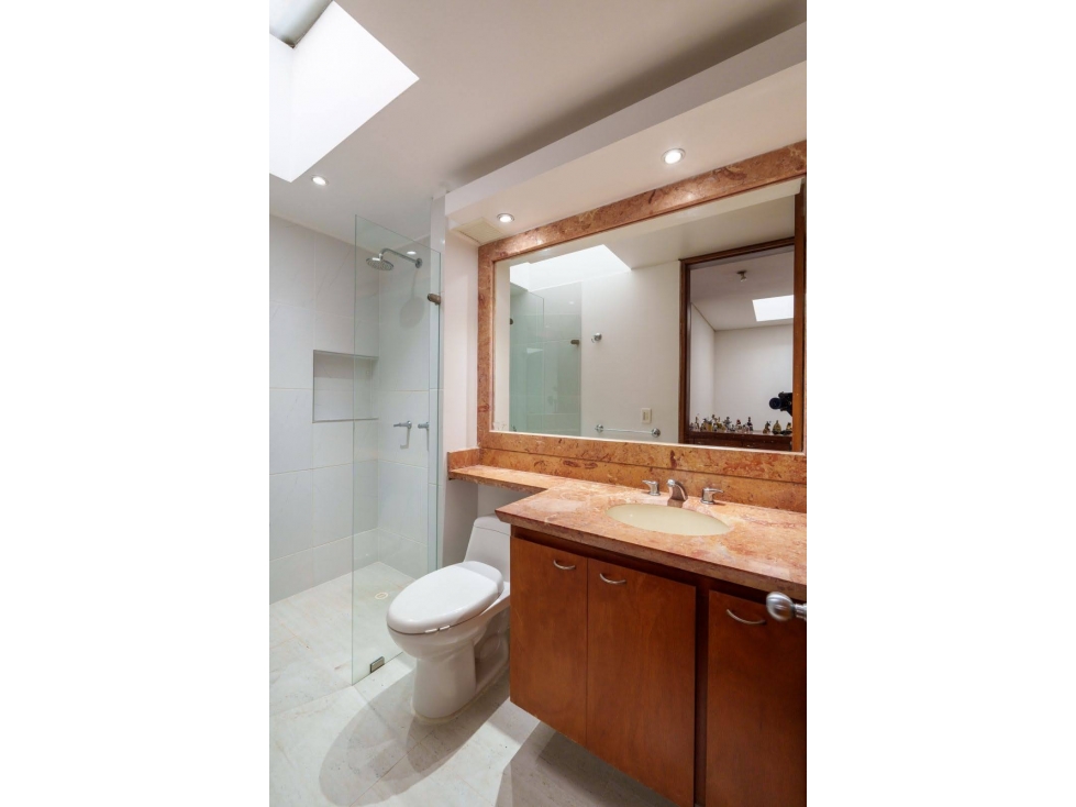Casa en venta en Cerros De Suba, Bogotá · foto 13 de 24