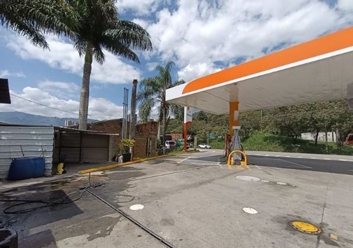 Local en arriendo en Niquia, Bello, 12 m² · foto 4 de 8