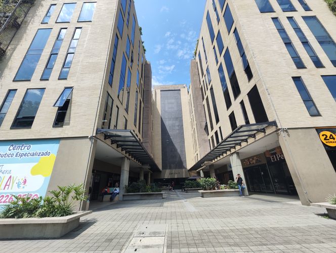 Oficina en arriendo en Cristo Rey, Medellín, 77 m² · foto 14 de 14