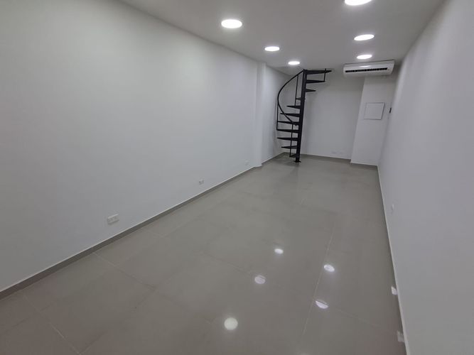 Local en arriendo en El Poblado, Medellín, 51 m² · foto 4 de 8