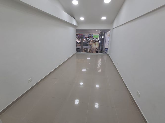 Local en arriendo en El Poblado, Medellín, 51 m² · foto 7 de 8