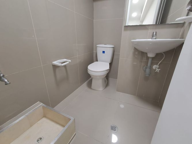 Local en arriendo en El Poblado, Medellín, 51 m² · foto 8 de 8