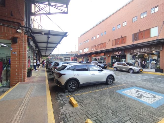 Local en arriendo en Viviendas Del Sur, Itagüí, 29 m² · foto 9 de 10