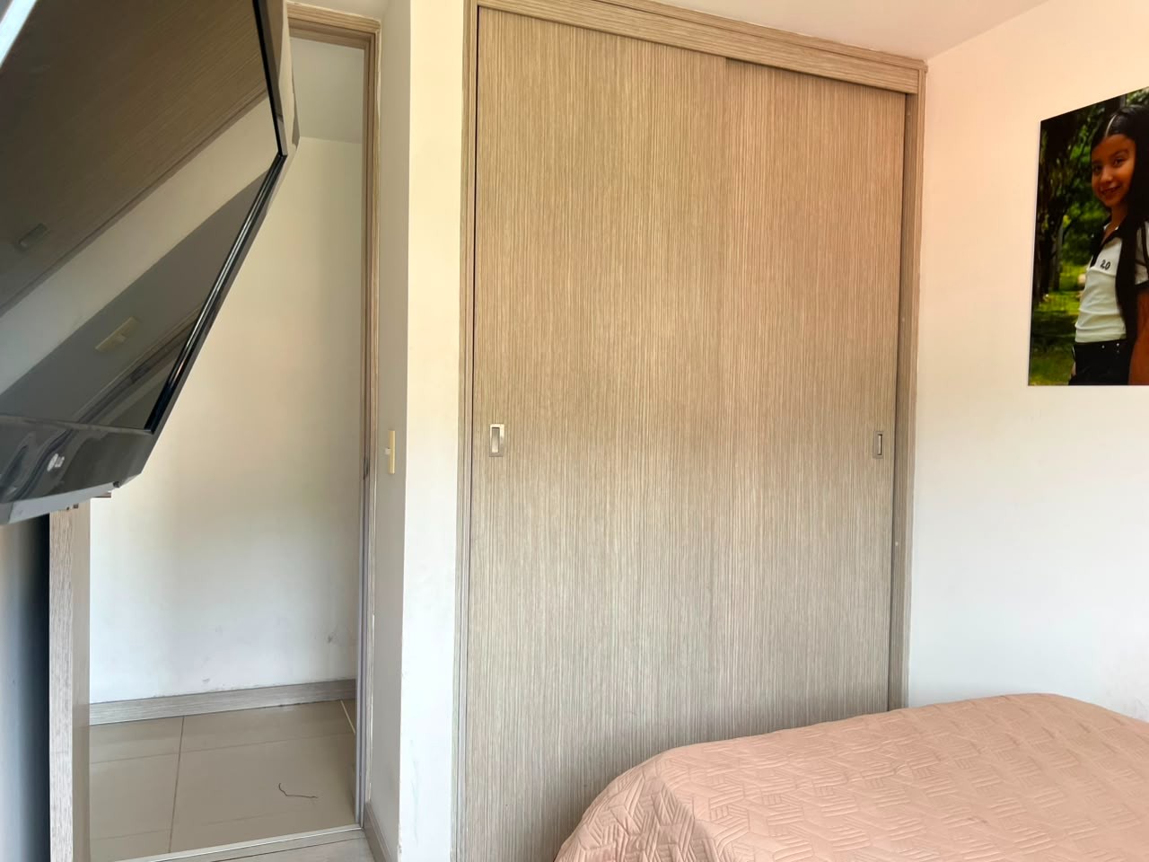 Apartamento en venta en Uribe Angel, Envigado · foto 10 de 17