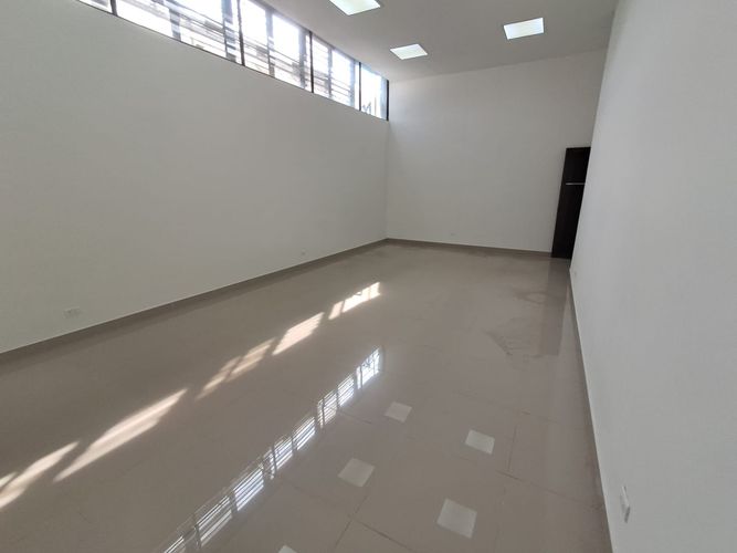 Oficina en arriendo en El Poblado, Medellín, 47 m² · foto 5 de 8