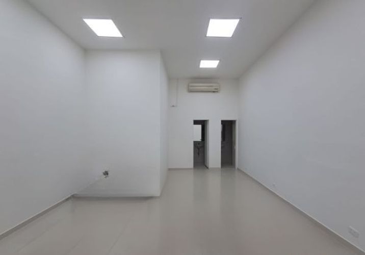 Oficina en arriendo en El Poblado, Medellín, 41 m² · foto 6 de 8