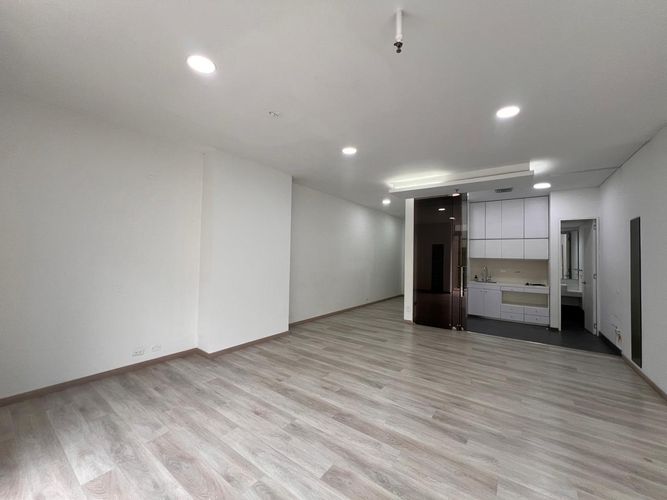 Oficina en arriendo en El Poblado, Medellín, 135 m² · foto 2 de 20