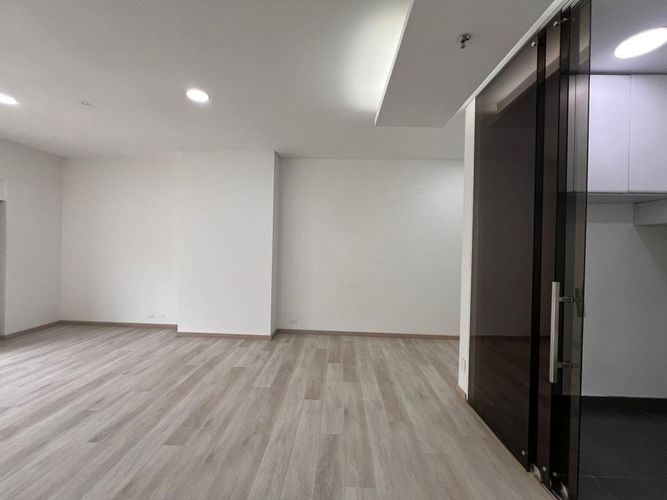 Oficina en arriendo en El Poblado, Medellín, 135 m² · foto 3 de 20