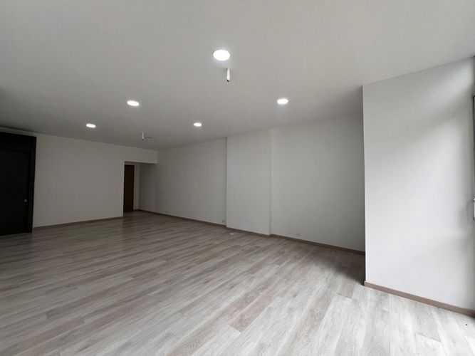 Oficina en arriendo en El Poblado, Medellín, 135 m² · foto 4 de 20