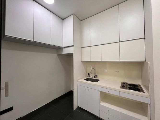Oficina en arriendo en El Poblado, Medellín, 135 m² · foto 5 de 20