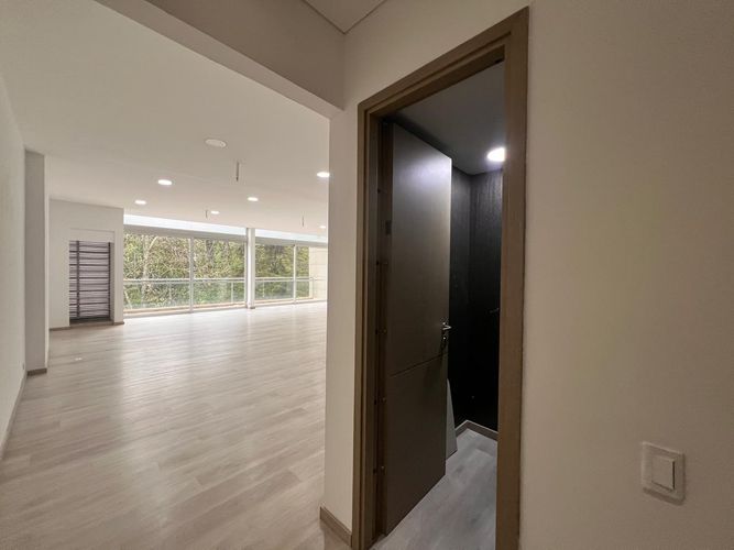 Oficina en arriendo en El Poblado, Medellín, 135 m² · foto 6 de 20