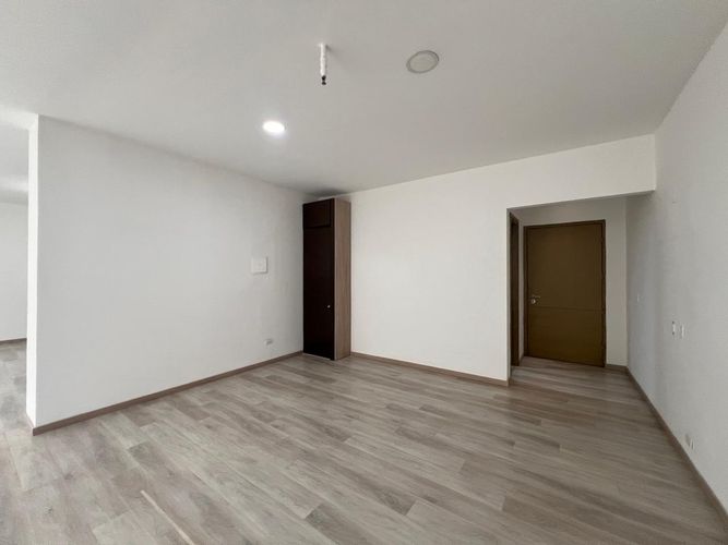 Oficina en arriendo en El Poblado, Medellín, 135 m² · foto 9 de 20