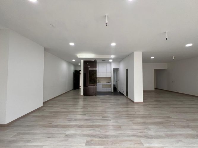 Oficina en arriendo en El Poblado, Medellín, 135 m² · foto 16 de 20
