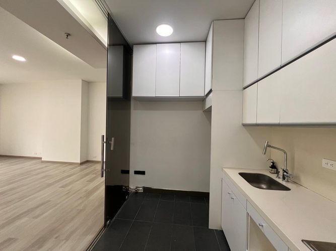 Oficina en arriendo en El Poblado, Medellín, 135 m² · foto 18 de 20