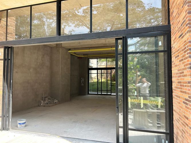 Local en arriendo en Las Lomas, Medellín, 100 m² · foto 6 de 11