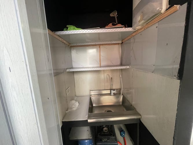 Oficina en arriendo en El Poblado, Medellín, 27 m² · foto 5 de 9