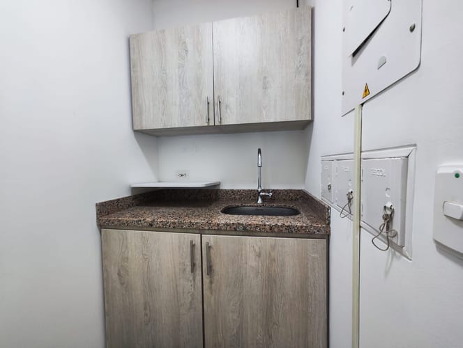 Oficina en arriendo en Primavera, Envigado, 37 m² · foto 4 de 8