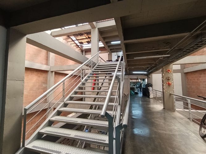 Local en arriendo en Guayaquil, Medellín, 24 m² · foto 2 de 10