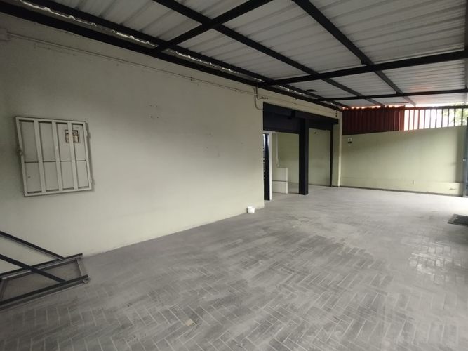 Local en arriendo en El Chagualo, Medellín, 72 m² · foto 4 de 15