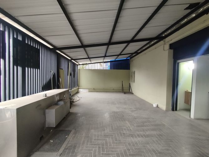 Local en arriendo en El Chagualo, Medellín, 72 m² · foto 7 de 15