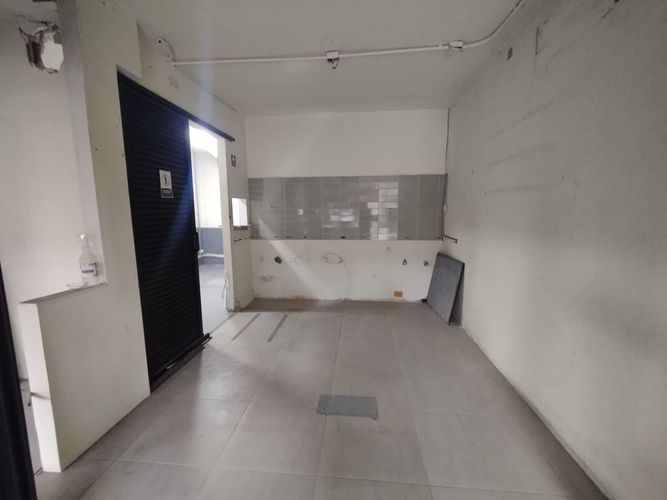 Local en arriendo en El Chagualo, Medellín, 72 m² · foto 9 de 15