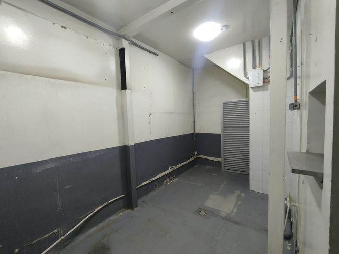Local en arriendo en El Chagualo, Medellín, 72 m² · foto 12 de 15