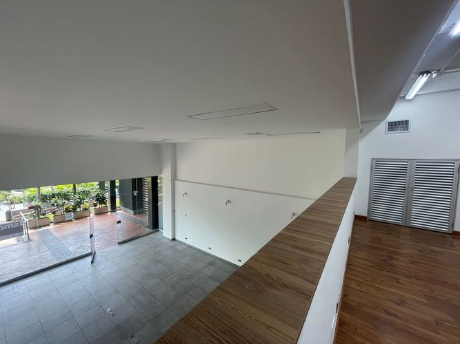 Local en arriendo en Colombia, Medellín, 135 m² · foto 4 de 12