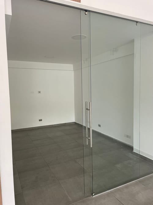Local en arriendo en Colombia, Medellín, 135 m² · foto 9 de 12