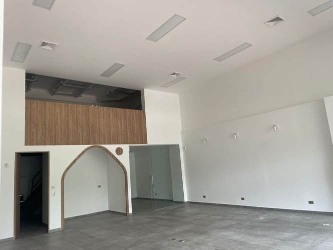 Local en arriendo en Colombia, Medellín, 135 m² · foto 11 de 12