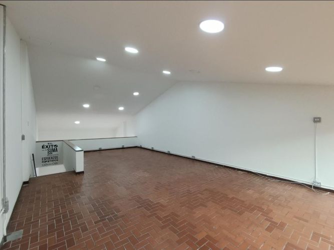 Local en arriendo en La Esmeralda, Itagüí, 149 m² · foto 6 de 9