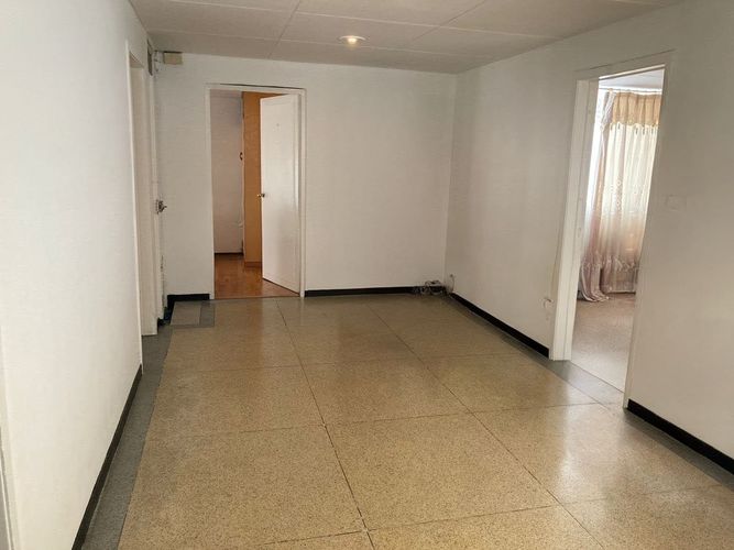 Apartamento de 6 alcobas en arriendo en Quinta Paredes, Bogotá, 280 m² · foto 5 de 14