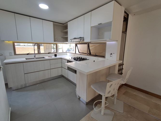 Apartamento de 2 alcobas en arriendo en Alejandría, Medellín, 135 m² · foto 2 de 20