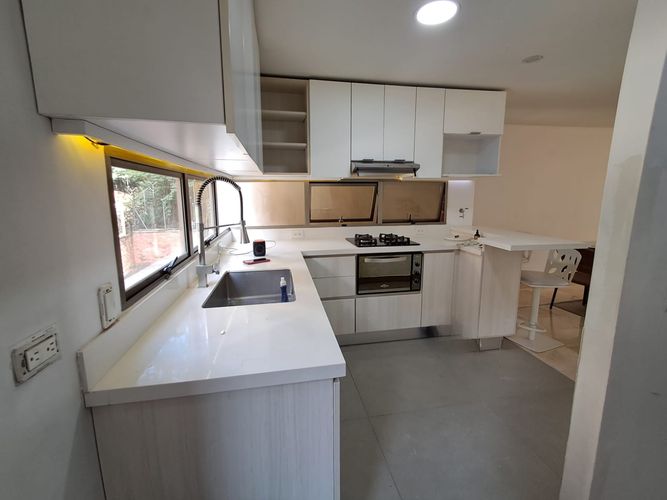 Apartamento de 2 alcobas en arriendo en Alejandría, Medellín, 135 m² · foto 3 de 20