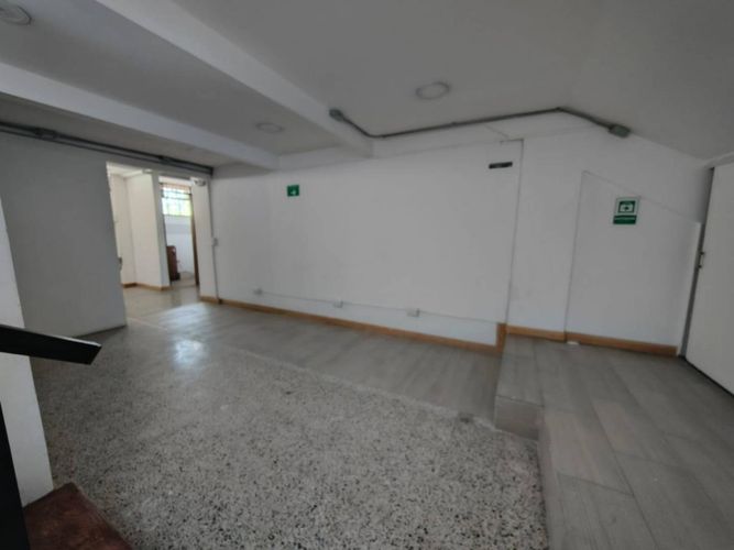 Oficina en arriendo en Villagrande, Envigado, 110 m² · foto 10 de 20
