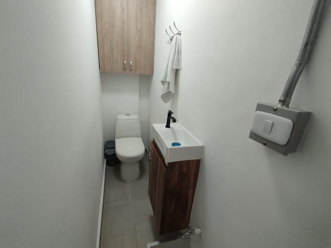 Local en arriendo en El Poblado, Medellín, 20 m² · foto 9 de 9