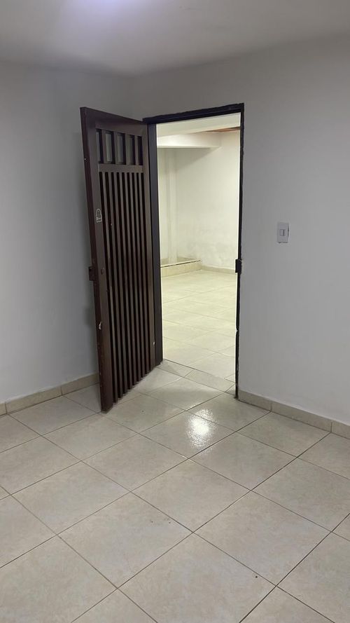Edificio en venta en San Judas Tadeo I, Cali, 390 m² · foto 7 de 16