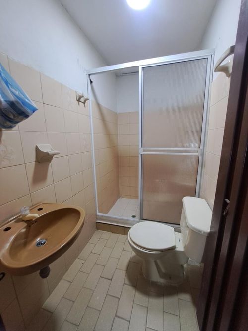 Edificio en venta en San Judas Tadeo I, Cali, 390 m² · foto 10 de 16
