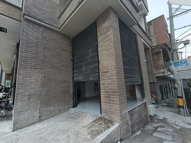 Local en arriendo en Mayorca, Sabaneta, 35 m² · foto 2 de 7