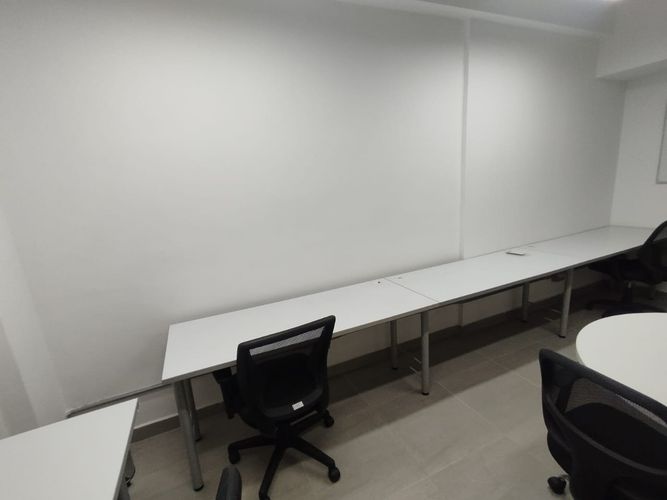 Local en arriendo en El Poblado, Medellín, 12 m² · foto 4 de 9