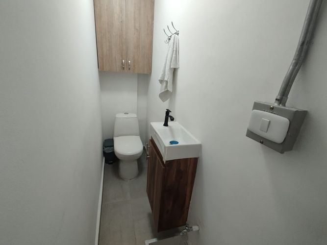 Local en arriendo en El Poblado, Medellín, 12 m² · foto 9 de 9